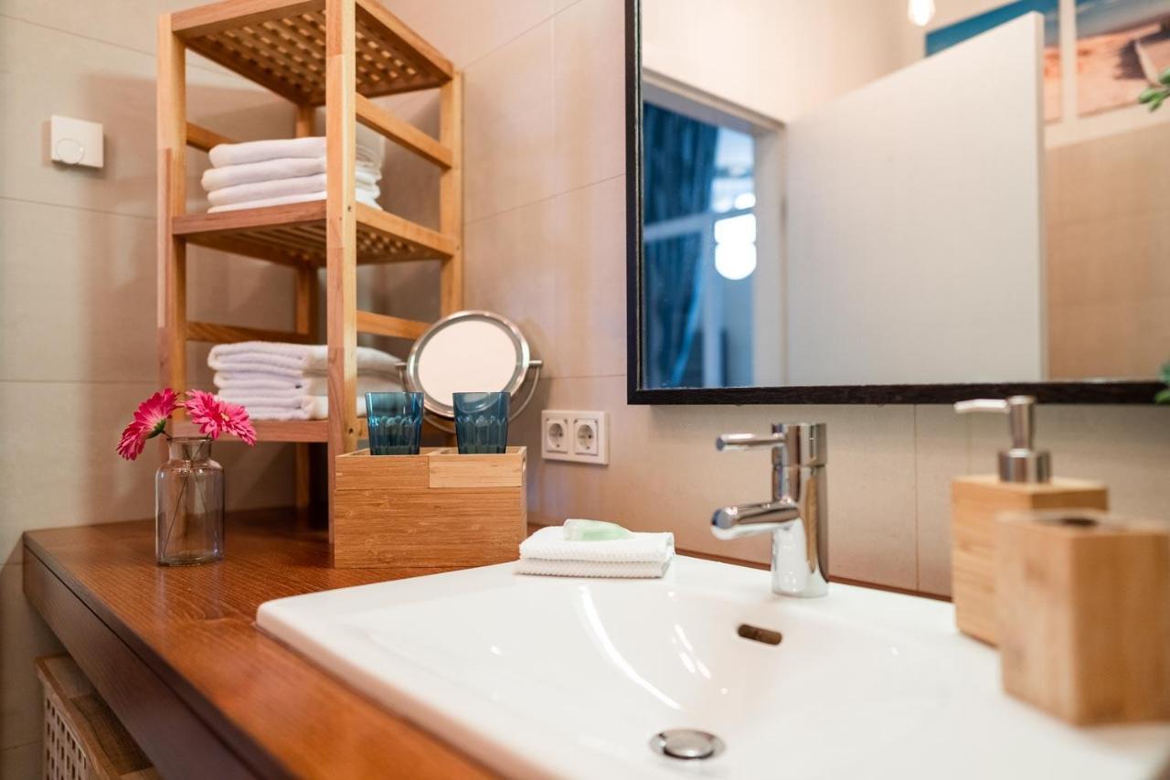 Luxury Downtown Appartement Mit Garage Štýrský Hradec Exteriér fotografie