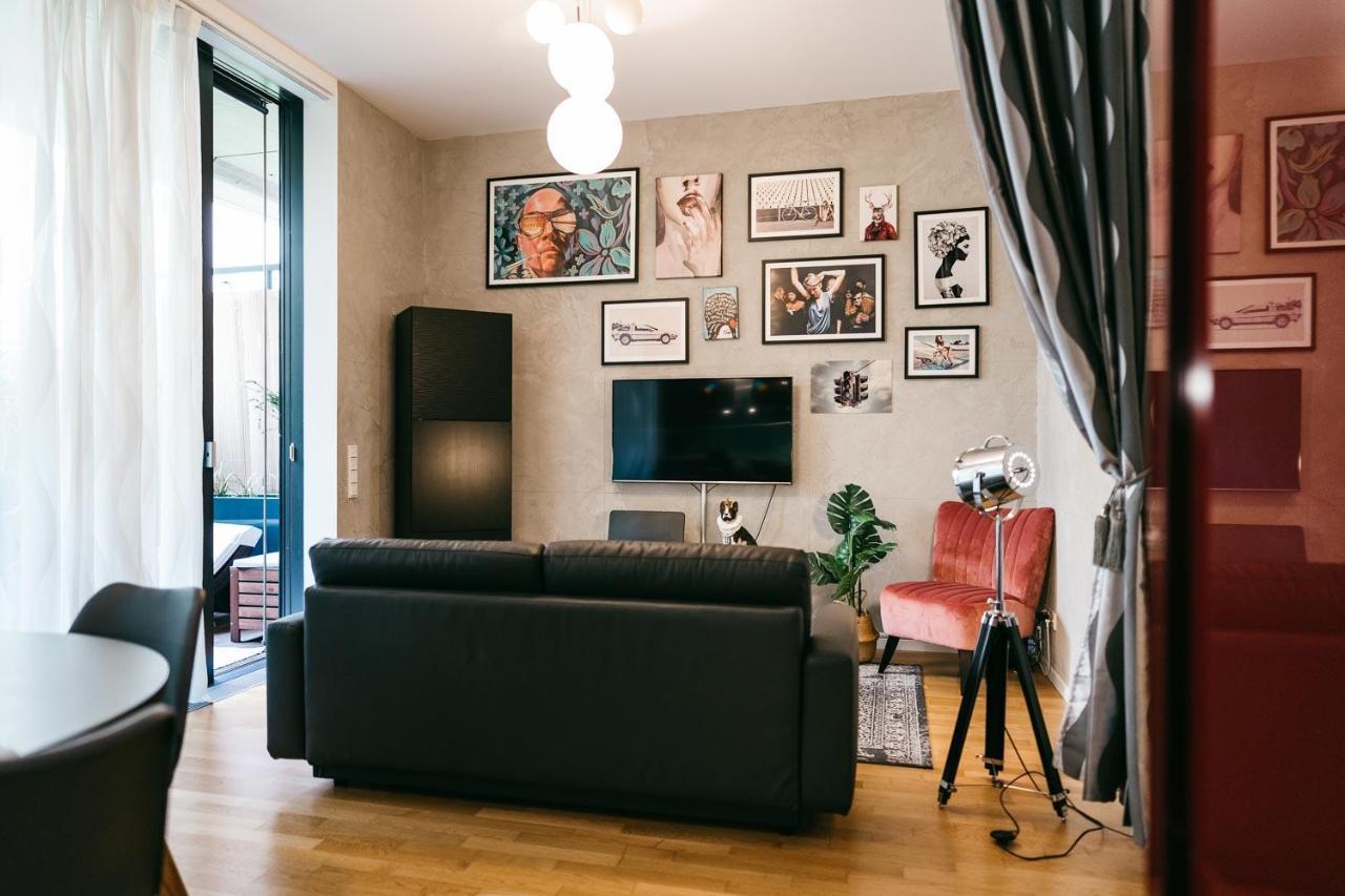 Luxury Downtown Appartement Mit Garage Štýrský Hradec Exteriér fotografie